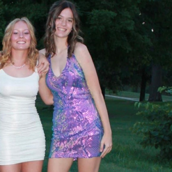 Homecoming dress 💜 - Picture 2 of 3